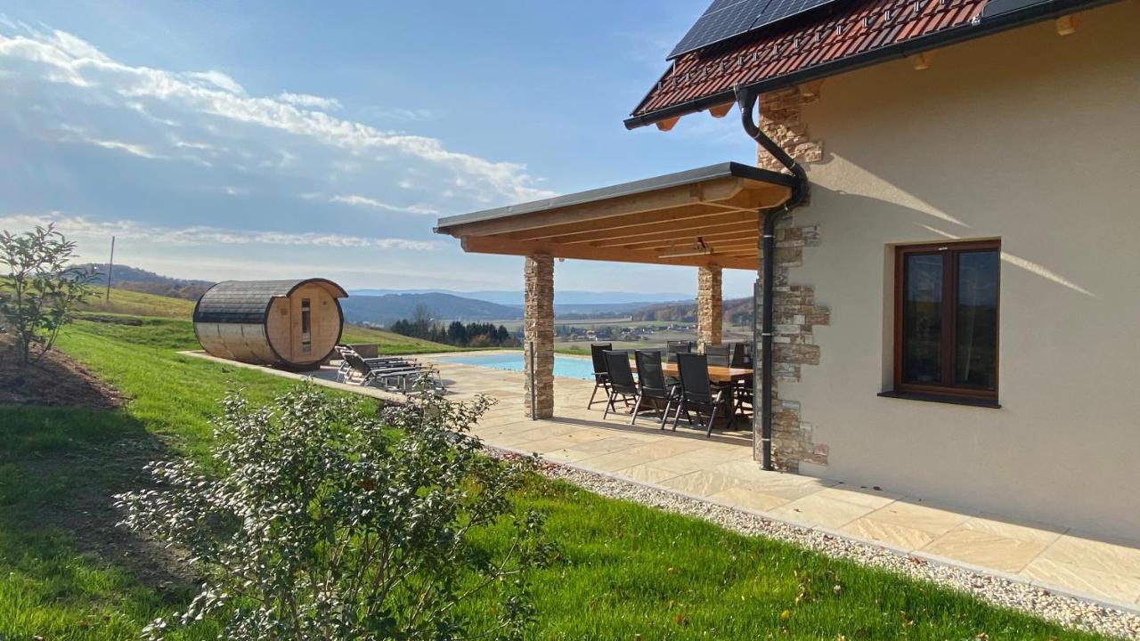 Landvilla Sinelia Premium Dietersdorf am Gnasbach Exteriér fotografie